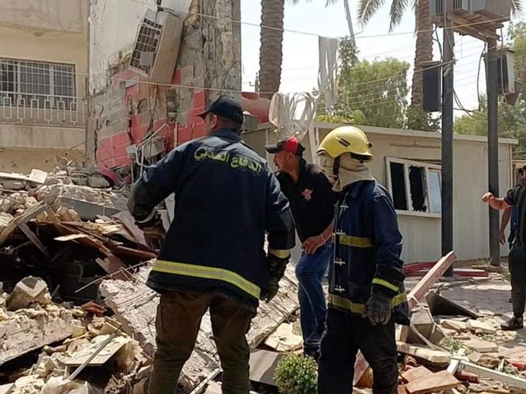 عقار الكرادة المنهار في العراق