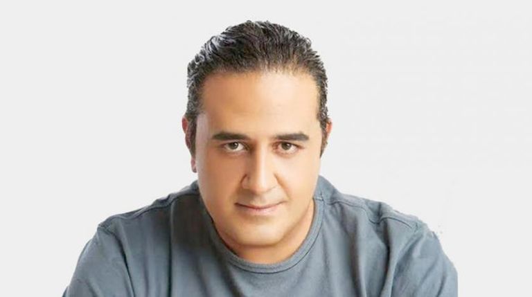 الإعلامية ياسمين عز