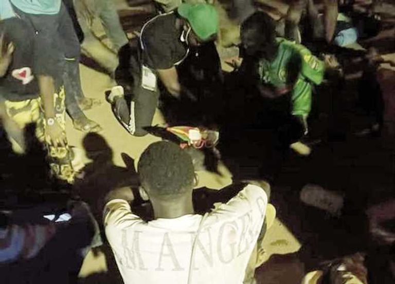 أحداث الكاميرون أحداث مباراة الدوري الإندونيسي