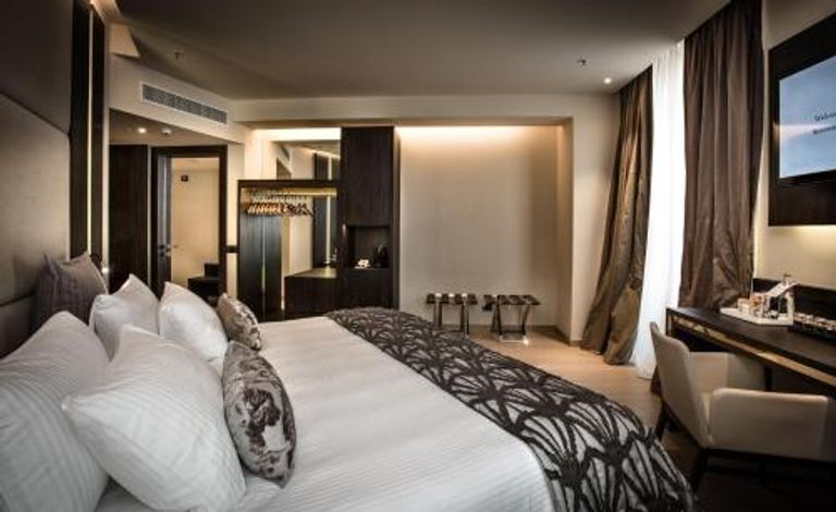 فندق "Dei Cavalieri" أحد أفضل الفنادق العائلية في ميلانو أفضل الفنادق العائلية في ميلانو لقضاء رحلة لاتنسى