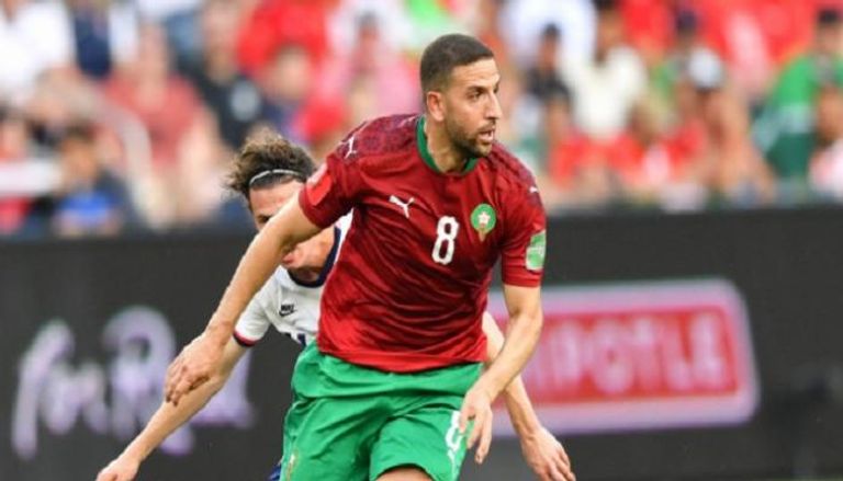 عادل تاعرابت بقميص منتخب المغرب