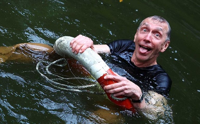 العالم السويدي سفانتي بيبو