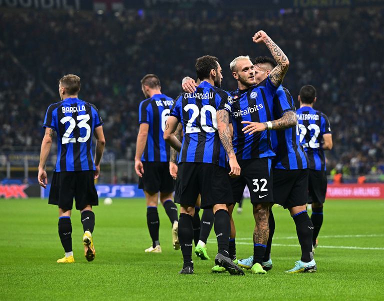 من مباراة إنتر ميلان ضد برشلونة في دوري أبطال أوروبا من مباراة إنتر ميلان ضد برشلونة في دوري أبطال أوروبا