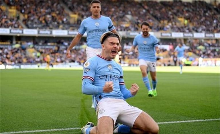 جاك جريليش نجم مانشستر سيتي فريق مانشستر يونايتد الإنجليزي