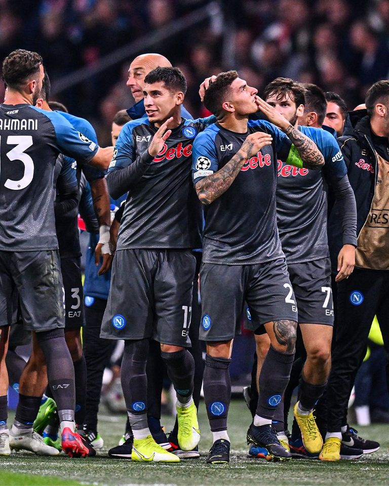 نابولي بايرن ميونخ الألماني