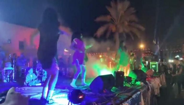 عرض راقص في القيروان التونسية