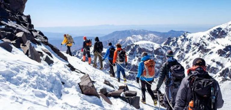 تسلق جبل توبقال ضمن السياحة الجبلية في المغرب
