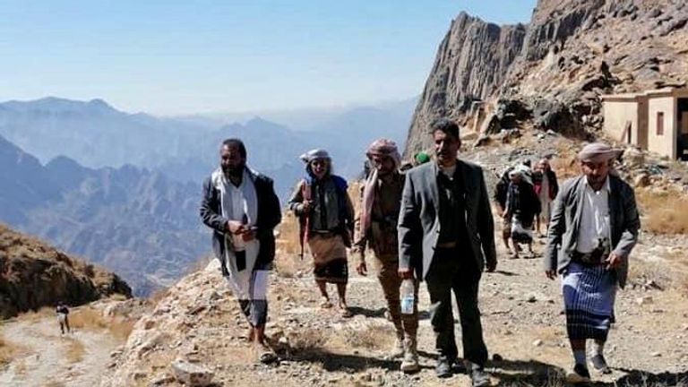 جنود للقوات الجنوبية في الخط الأمامي بجبهة الحد يافع