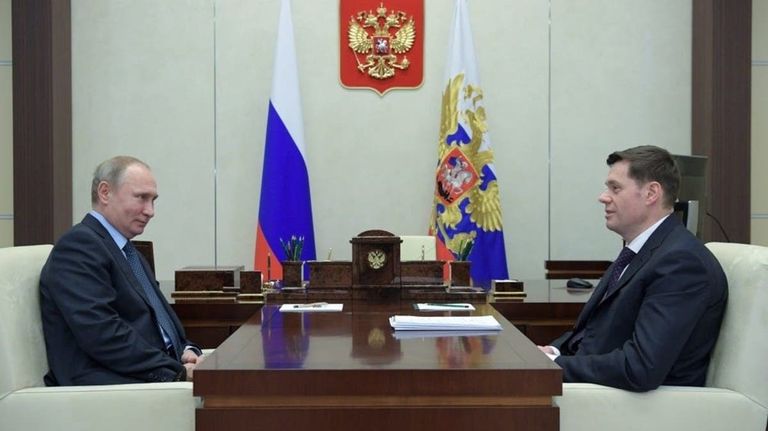 الرئيس الروسي فلاديمير بوتين مع أليكسي مورداشوف يخت ذي نورد - الفرنسية