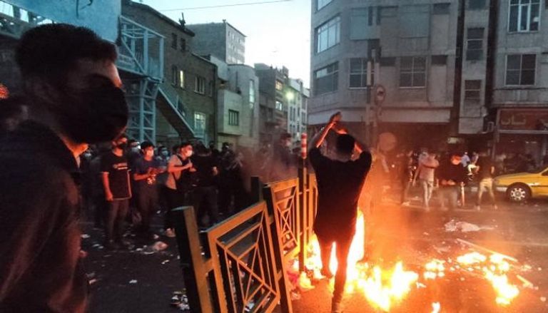 جانب من الاحتجاجات التي تشهدها إيران