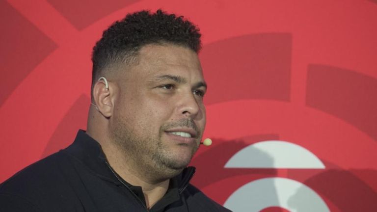 رونالدو الظاهرة البرازيلية رونالدو