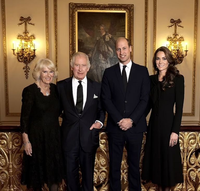 الملك تشارلز الثالث - أرشيفية