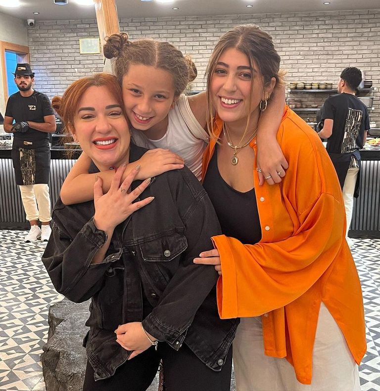 شريف منير وأسرته