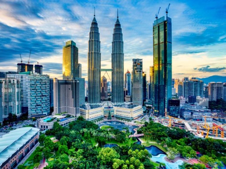 ماليزيا أحد أرخص الدول السياحية