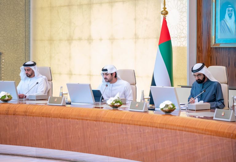 الشيخ محمد بن راشد آل مكتوم يعتمد ميزانية 2023-2026