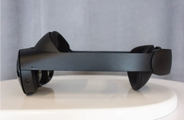 النظارة الجديدة Meta Quest Pro