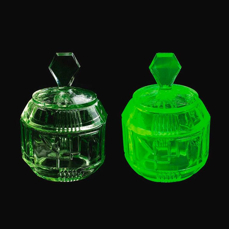 أكواب مصنوعة من اليورانيوم - أرشيفية