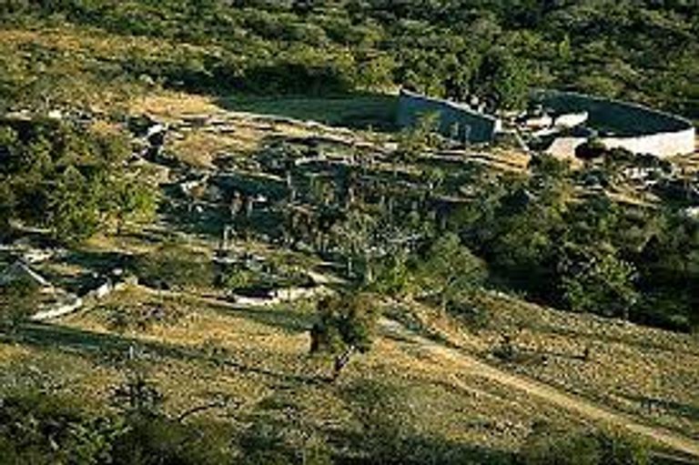 زيمبابوي العظمى ضمن رحلات سفاري في زيمبابوي 5 رحلات سفاري في زيمبابوي لا مثيل لها في قلب أفريقيا