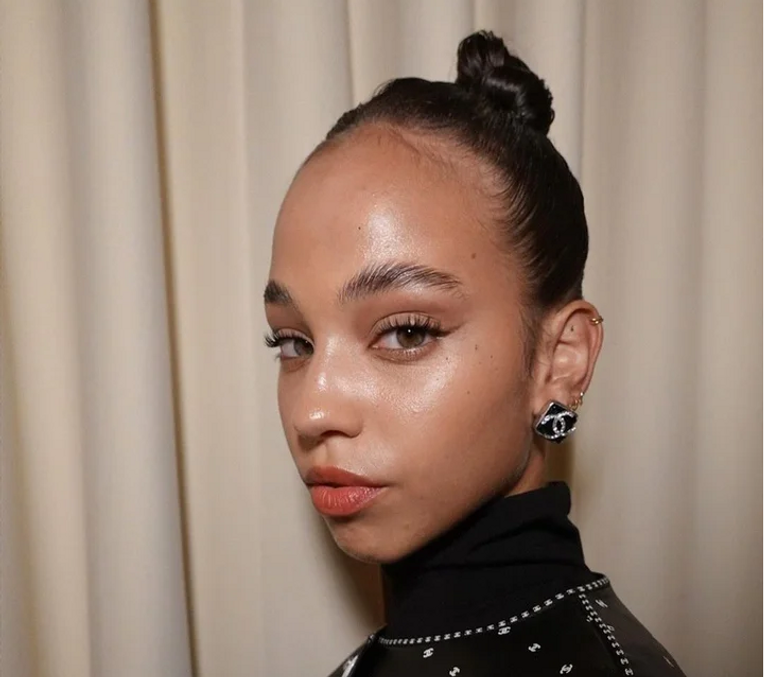 تصفيف الشعر من الأمور التي تحير الكثيرات مع تعاقب فصول السنة- أرشيفية