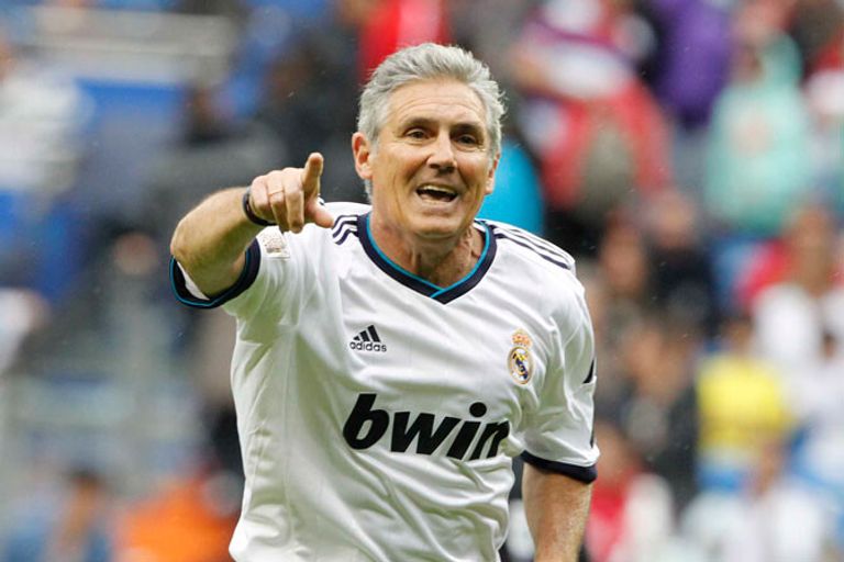 كارلوس ألونسو جونزاليس "سانتيانا" أسطورة ريال مدريد كيليان مبابي - نجم باريس سان جيرمان