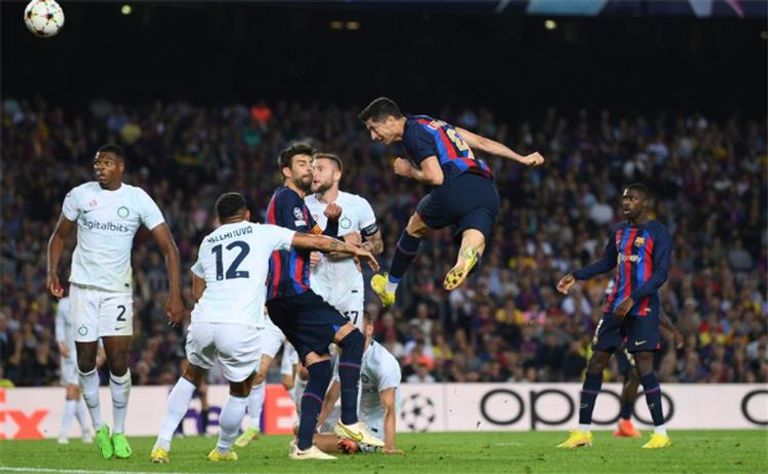 برشلونة وإنتر ميلان فريق برشلونة