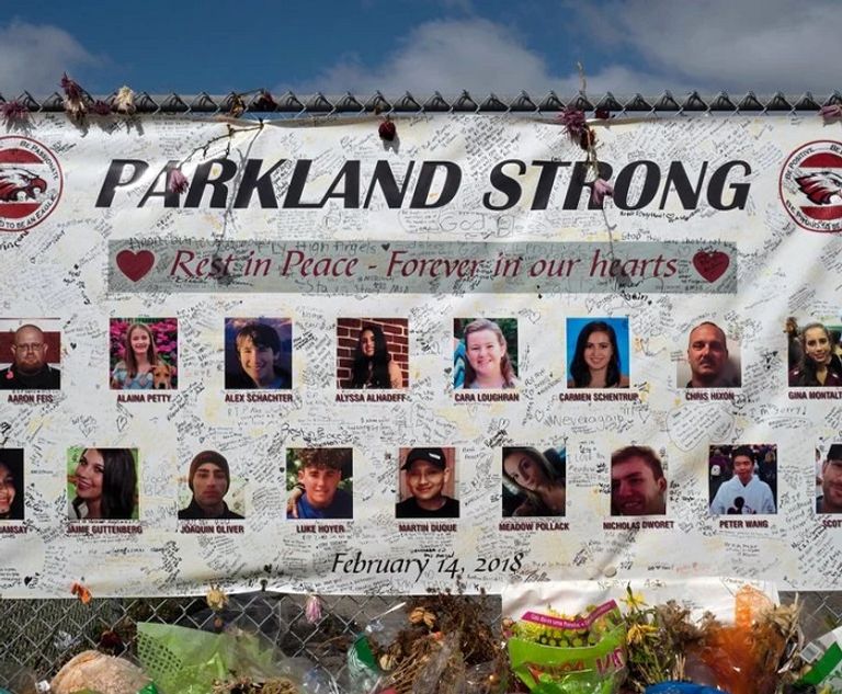 الأمريكي نيكولاس كروز