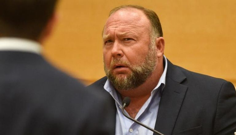 الأمريكي نيكولاس كروز