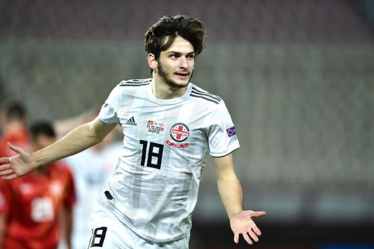 خفيتشا كفاراتسخيليا