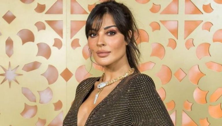 الفنانة اللبنانية نادين نجيم
