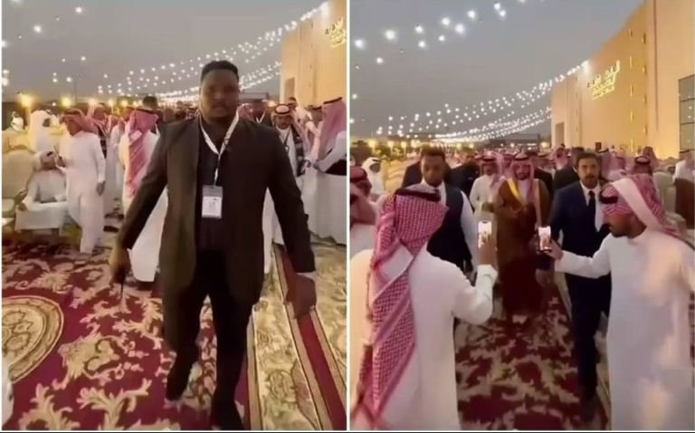 العريس غازي الذيابي محاط بحضور الزفاف