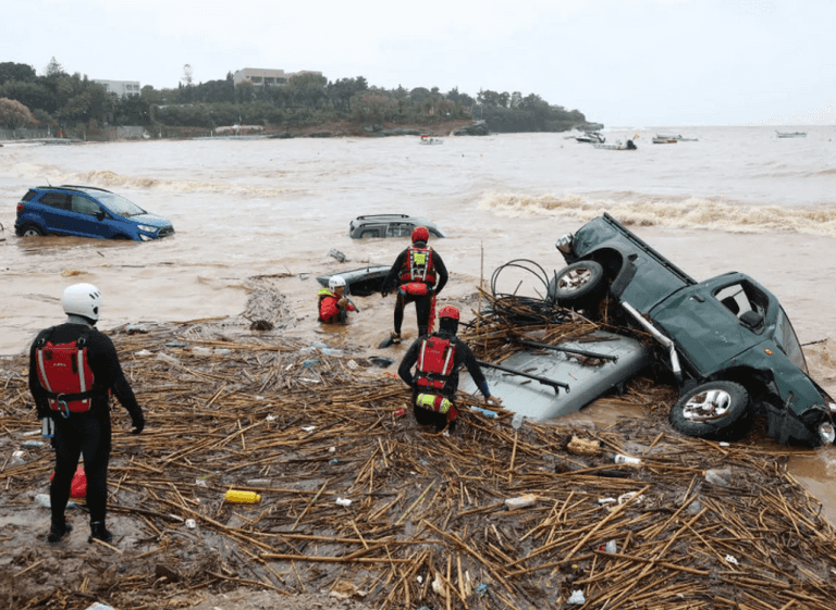 فيضانات جزيرة كريت