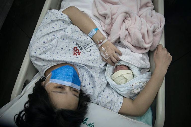 شهر أكتوبر للتوعية بسرطان الثدي