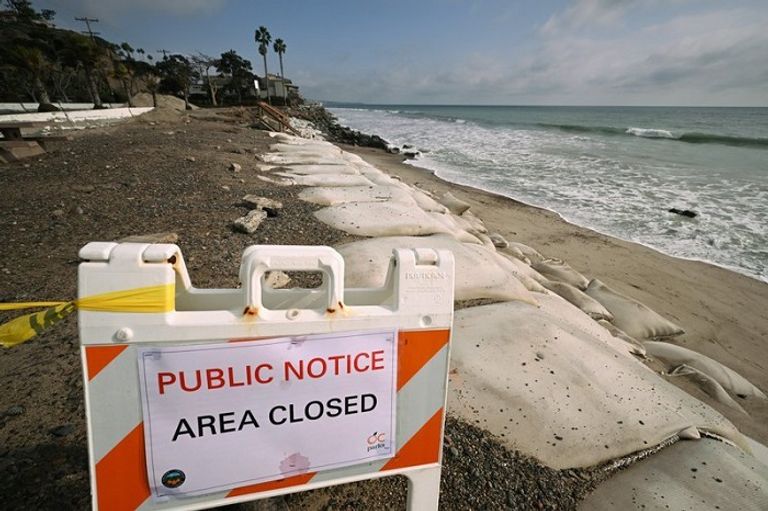 المحيط التهام مائة متر من الشاطئ