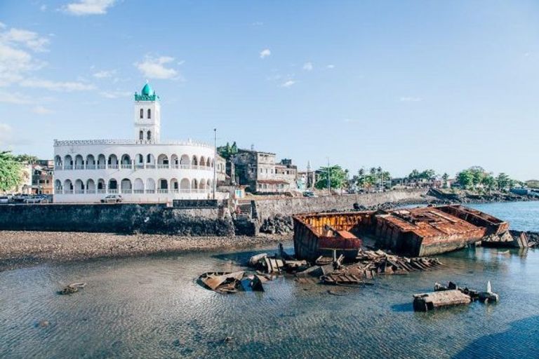 كم تبلغ تكلفة السياحة في جزر القمر؟ السياحة في جزر القمر… 8 وجهات سياحية في أرض العطور الساحرة