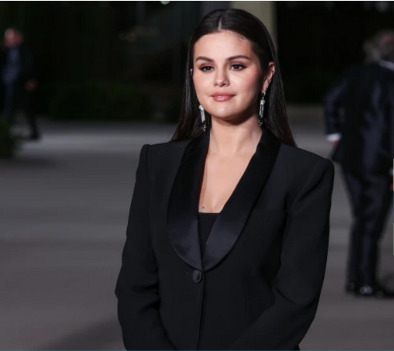 سيلينا جوميز وهايلي بيبر