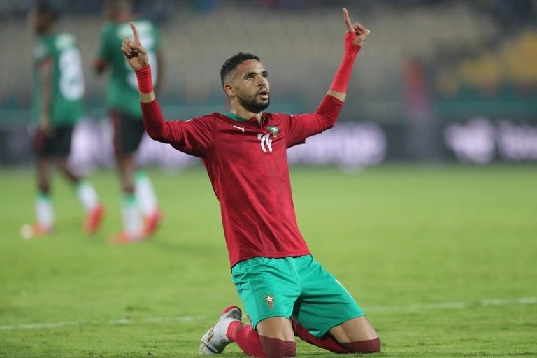 يوسف النصيري مهاجم منتخب المغرب وفريق إشبيلية وليد الركراكي مدرب منتخب المغرب