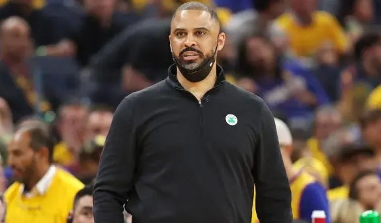 إيمي أودوكا  الدوري الأمريكي لكرة السلة