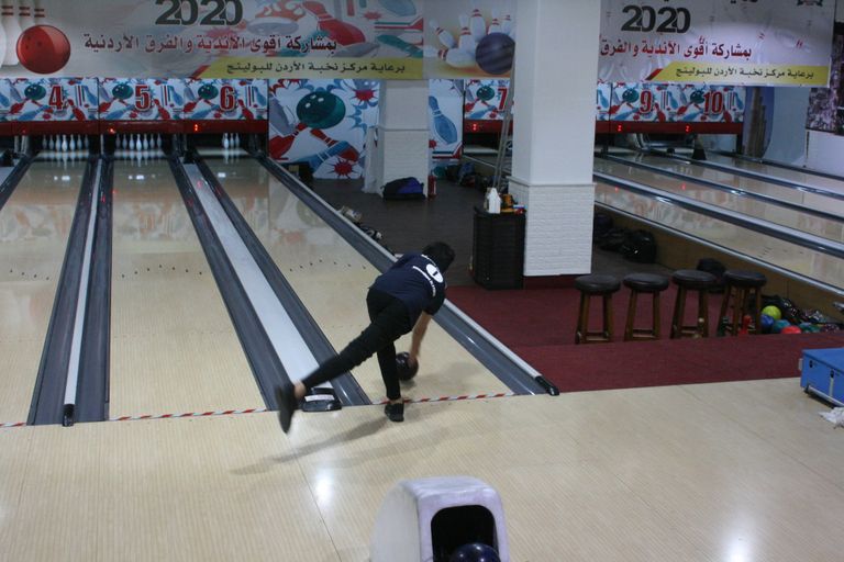 مركز نخبة الأردن للبولينج ضمن أماكن سياحية في الأردن للأطفال 6 أماكن سیاحیة في الأردن للأطفال رائعة