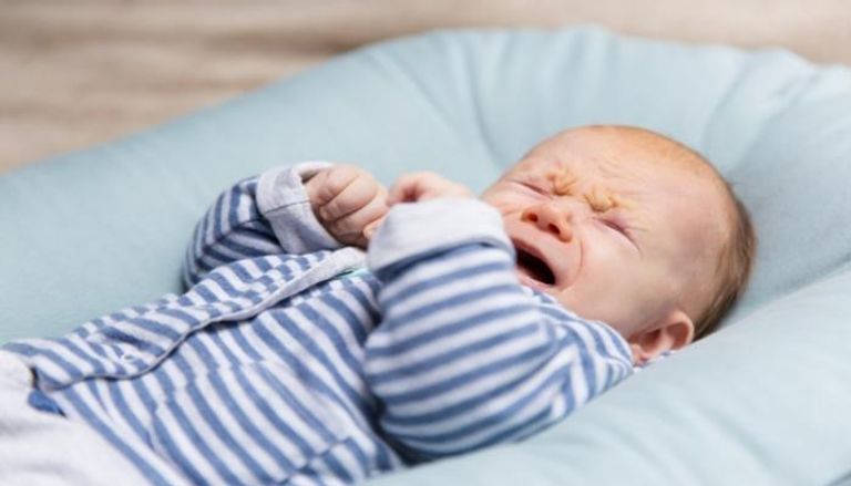 علاج الامساك عند الرضع في الشهر الأول