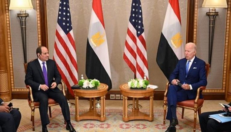 جانب من لقاء سابق بين الرئيسين المصري السيسي والأمريكي بايدن