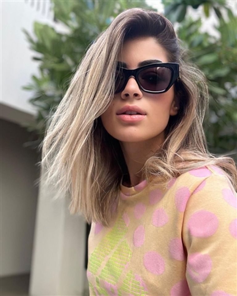 ليلى أحمد زاهر في إطلالة كاجوال