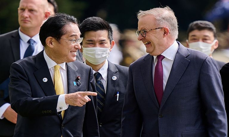 مراسم استقبال مميزة لرئيس وزراء اليابان في أستراليا- الفرنسية