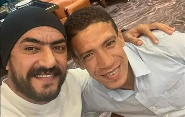 أحمد العوضي يستضيف عامل النظافة حديث المصريين 