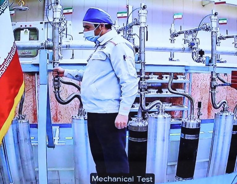 إحدى الوثائق النووية التي نشرتها مجموعة الهاكرز الإيرانية