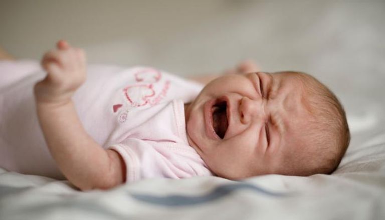 علاج الانتفاخ عند الأطفال الرضع 