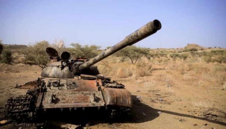 دبابة مدمرة جراء المعارك في تيغراي - أرشيفية