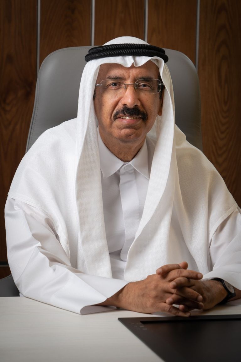 محمد المر يسرد تاريخ التعاون الثقافي الإماراتي المصري خلال الاحتفالية محمد القرقاوي، وزير شؤون مجلس الوزراء في دولة الإمارات