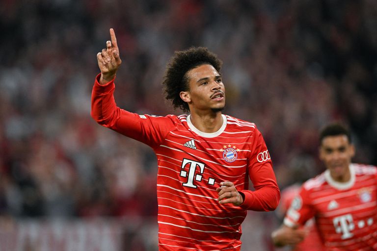 ليروي ساني مانويل نوير حارس مرمى بايرن ميونخ