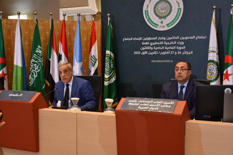 اجتماع المندوبين وكبار المسؤولين للتحضير للقمة العربية