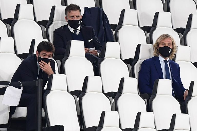 يوفنتوس كريستيانو رونالدو بقميص يوفنتوس